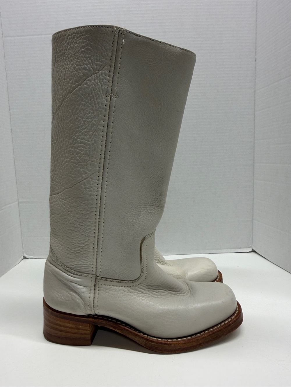 Frye Campus Heeled Boots Pebbled Leather Mid Calf Ivory Vintage USA Size 8.5 M - Picture 2 of 10